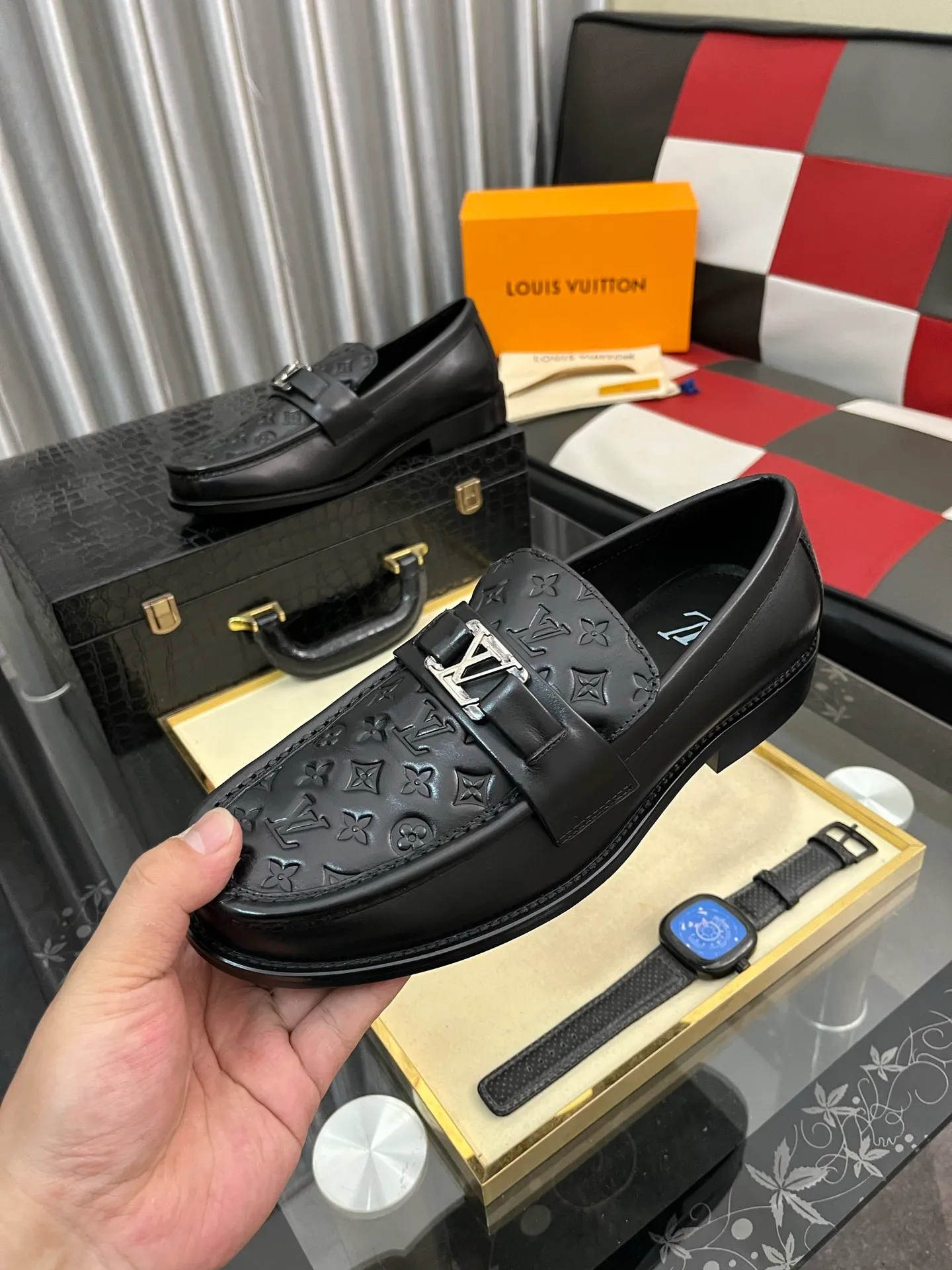 Men's Men's Shoes Men's Men's Shoes 💰520⌚️⌚️[LV] The most popular classic Louis Vuitton leather shoes. Synchronized with the official website, the upper adopts Italian imported upper embossing➕comfortable cowhide lining, fashionable atmosphere, unique brand and unique craftsmanship. Highlighting the hot style of the new year. Stop hesitating, stop wandering, get it now. Code number: 38--44. 3️⃣colors available